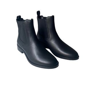 Thursday Boot Company Duchess Women’s Chelsea Boot Black Leather 7.5